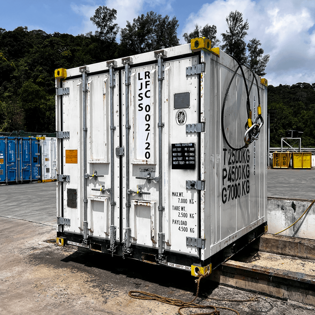 Temperature-controlled container used for cold chain storage